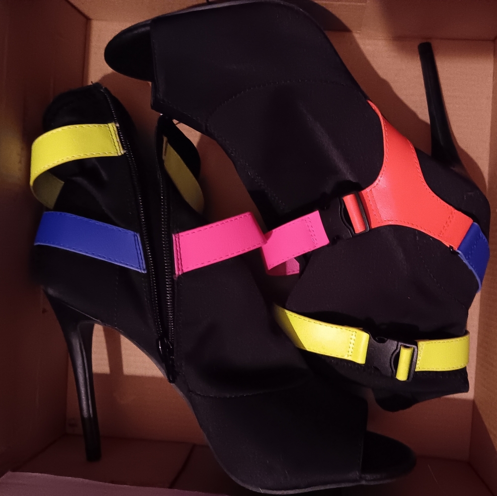 Womens heels